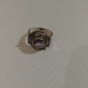 Vintage 925 Silver Amethyst Ring